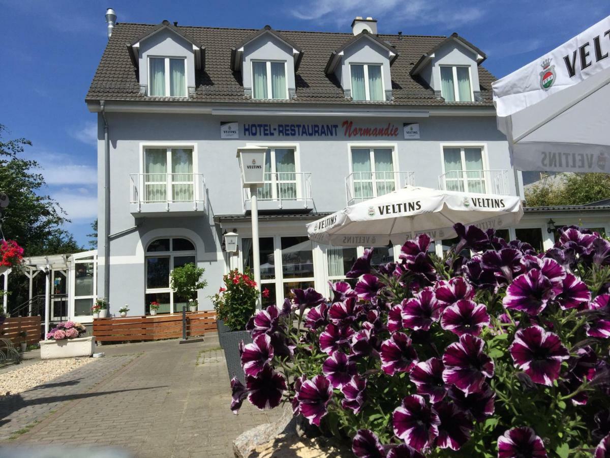 Hotel Restaurant Normandie Schildow Exterior foto